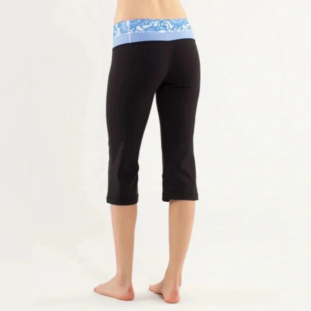 Lululemon Groove Crop Reversible Leggings Size 4